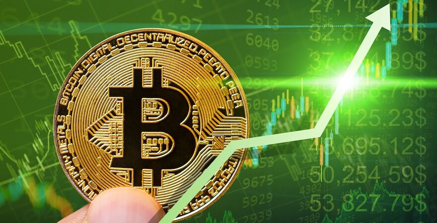 نهنگ‌های بیت‌کوین منتظر چه هستند؟ روزهای حساس بازار در راه است